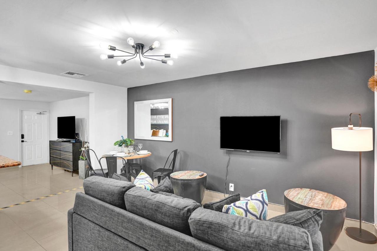 Ra Suites Pompano Beach Esterno foto